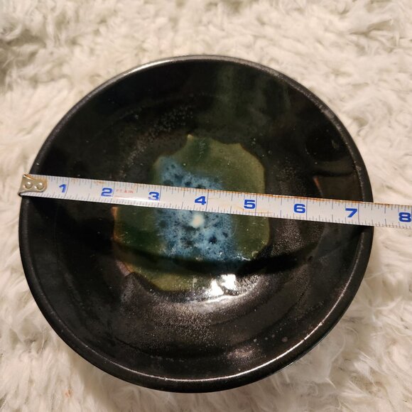 Handcrafted Studio Pottery Bowl - Unique Glazed Ceramic Art - 7" Diameter - Picture 2 of 6